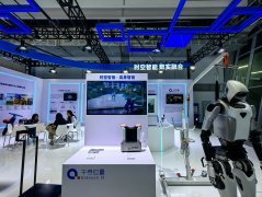 做为集成斗极、人